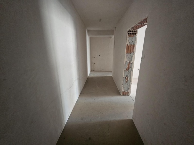 Продава  3-стаен град Кърджали , Възрожденци , 130 кв.м | 93103940 - изображение [10]