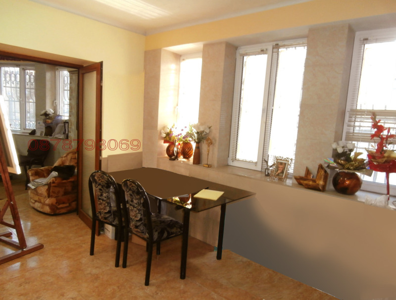 À venda  2 quartos Burgas , Centar , 50 m² | 65705059