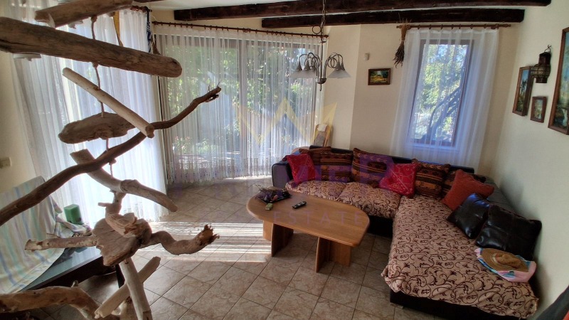 Продава КЪЩА, гр. Варна, м-т Ракитника, снимка 9 - Къщи - 52452576