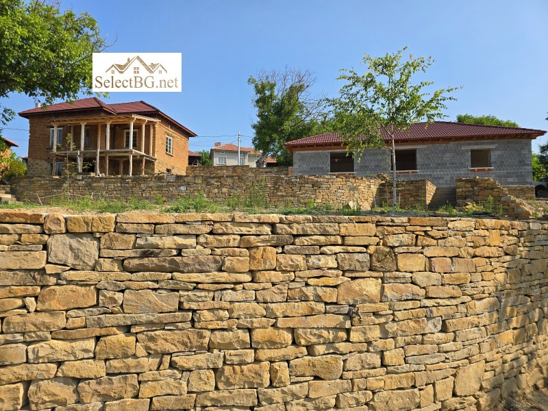 Продава КЪЩА, с. Ловнидол, област Габрово