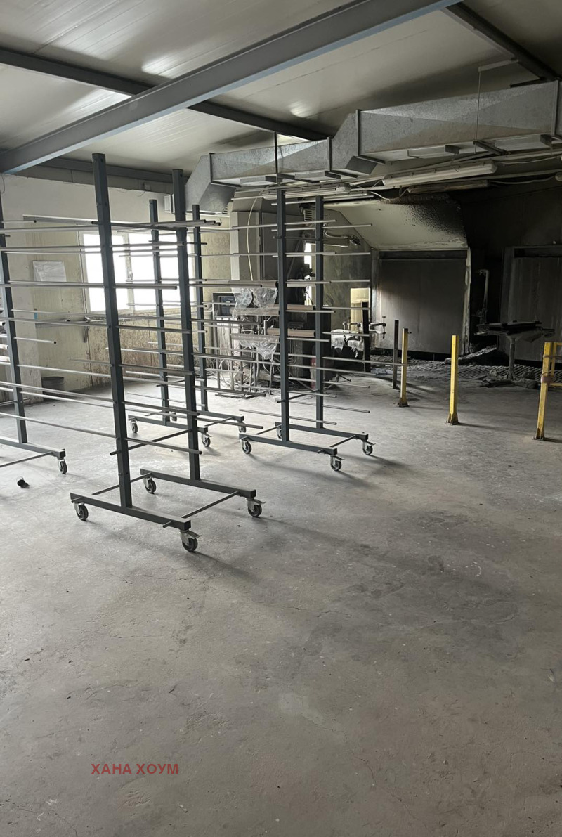 Myytävänä  Teollisuusrakennus Lovechin alue , Balabansko , 2321 neliömetriä | 92176541 - kuva [16]