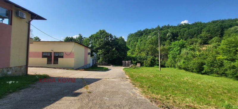 Myytävänä  Teollisuusrakennus Lovechin alue , Balabansko , 2321 neliömetriä | 92176541 - kuva [17]