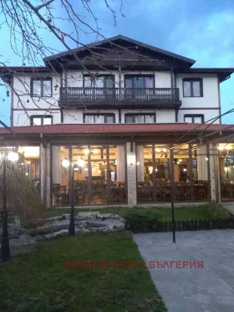 Продава  Хотел област Пловдив , гр. Асеновград , 1323 кв.м | 30387747 - изображение [2]
