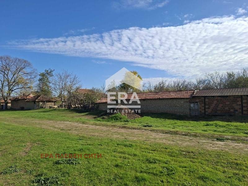 Продава ПАРЦЕЛ, с. Малчика, област Плевен