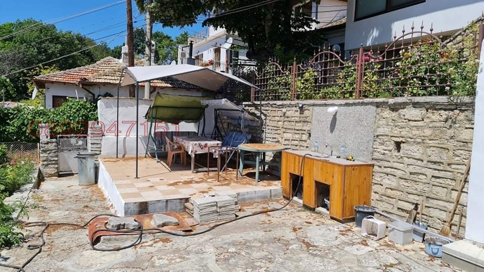 Продава КЪЩА, гр. Балчик, област Добрич, снимка 8 - Къщи - 54636986