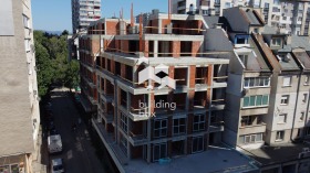 Продава 3-стаен град София Красно село - [1] 