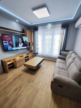 ������� 3-����� | Imot.bg � ����� ������ 8