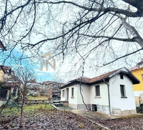 House Ralitsa, Pernik 1