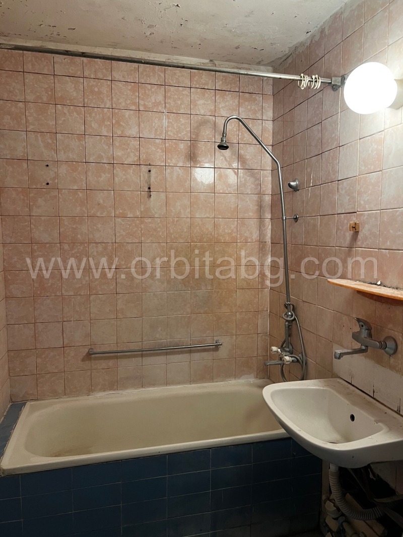 Zu verkaufen  2 Schlafzimmer Sofia , Izgrew , 110 qm | 17111066 - Bild [7]