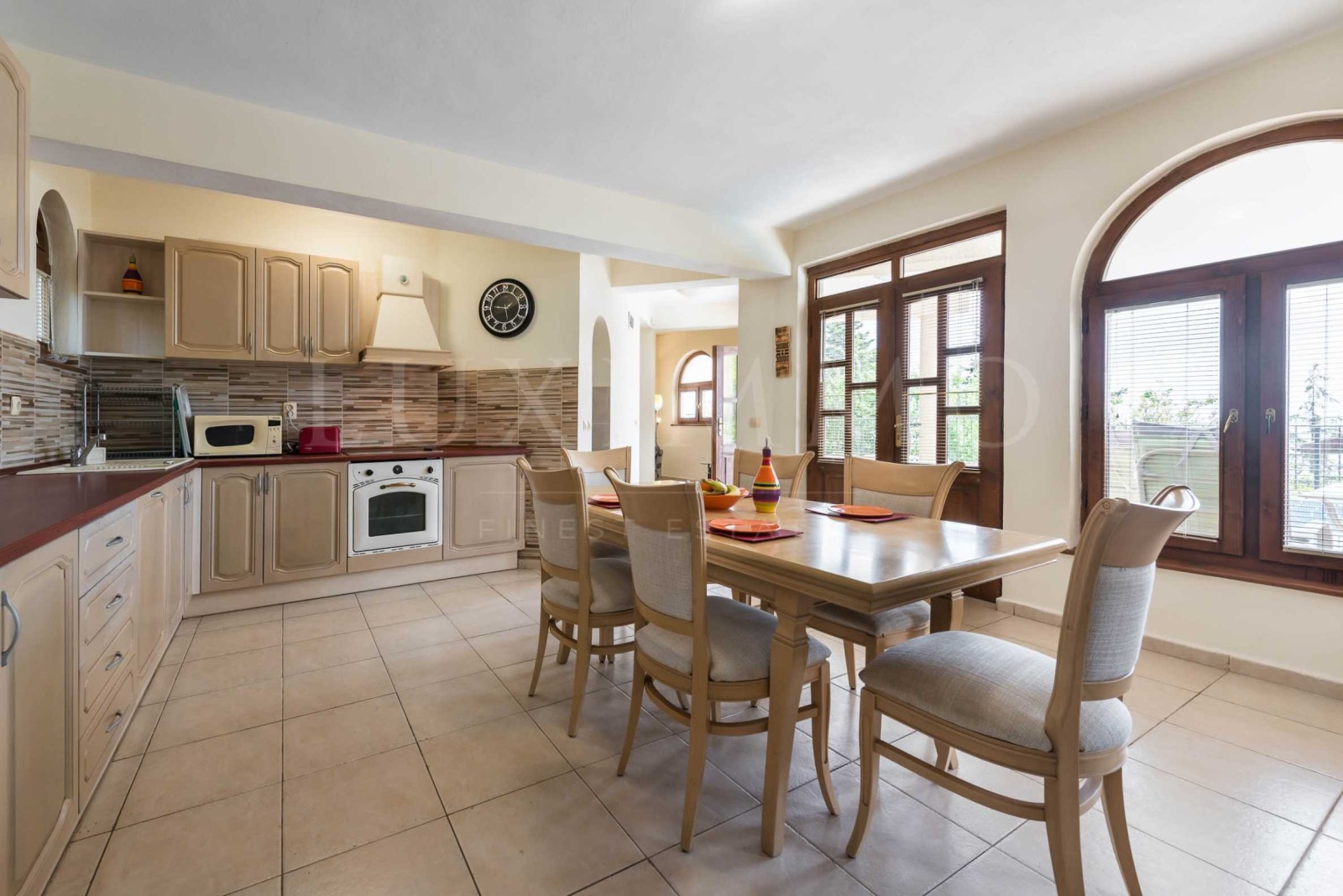 Продава КЪЩА, гр. Балчик, област Добрич, снимка 7 - Къщи - 54697250