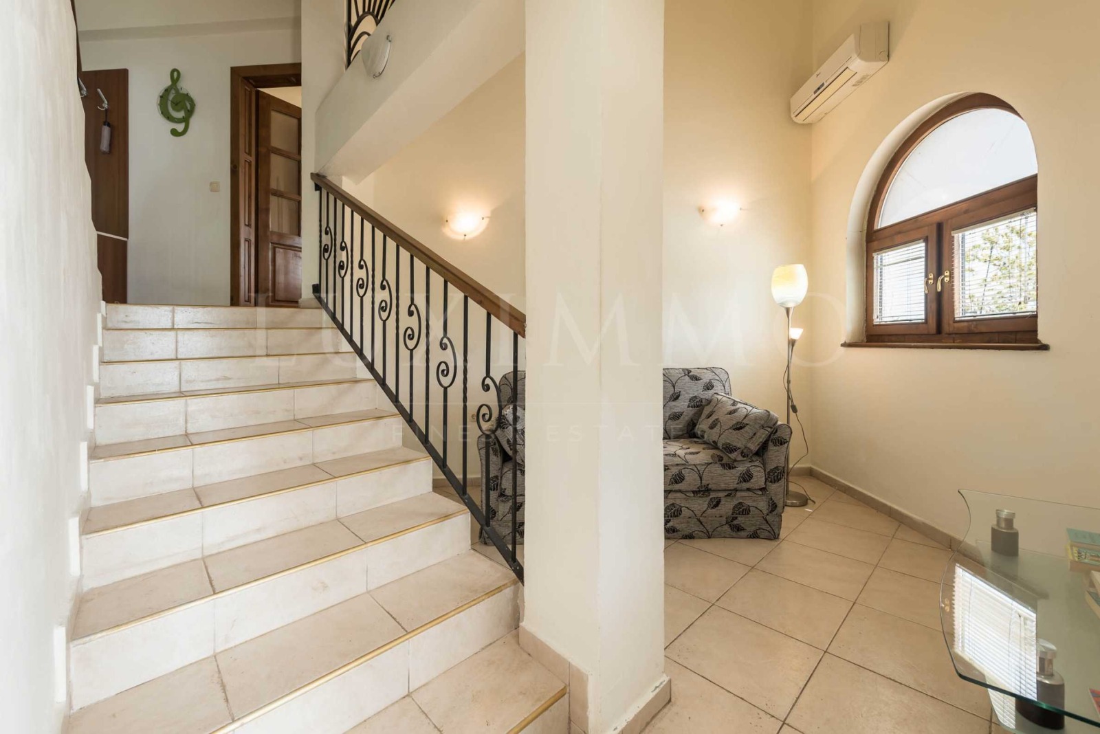 Продава КЪЩА, гр. Балчик, област Добрич, снимка 10 - Къщи - 54697250