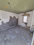 Продава КЪЩА, област Габрово, гр. Севлиево • 25000 лв. / 12782.30 € • 69902333 11