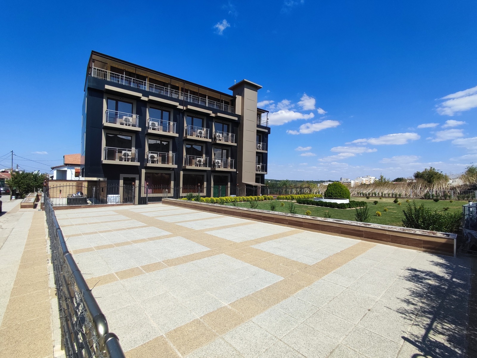 Продава ХОТЕЛ | Imot.bg — изображение 1