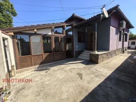 Huis Nova Zagora, regio Sliven