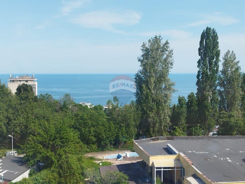 Eladó  Stúdió Varna , m-t Alen mak , 43 négyzetméter | 49570959