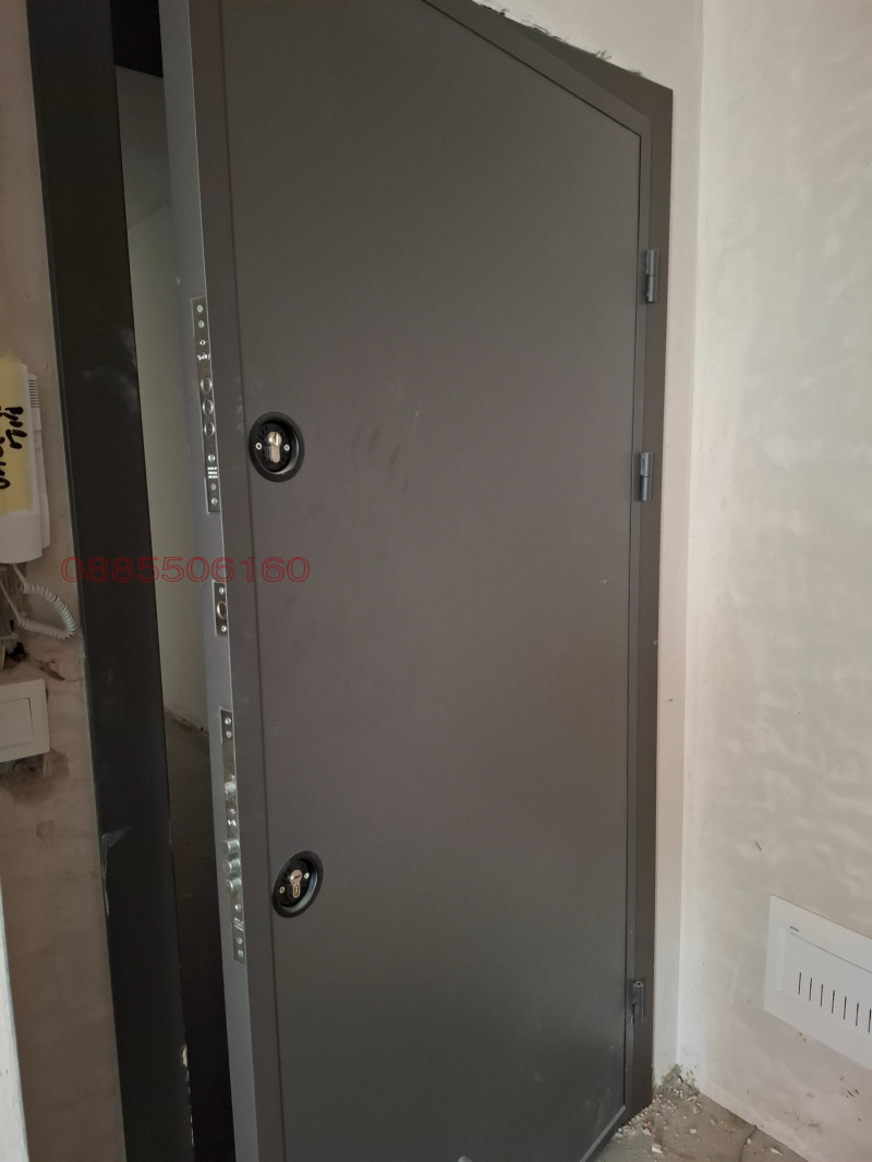 Продава  2-стаен град София , Младост 4 , 82 кв.м | 21945314