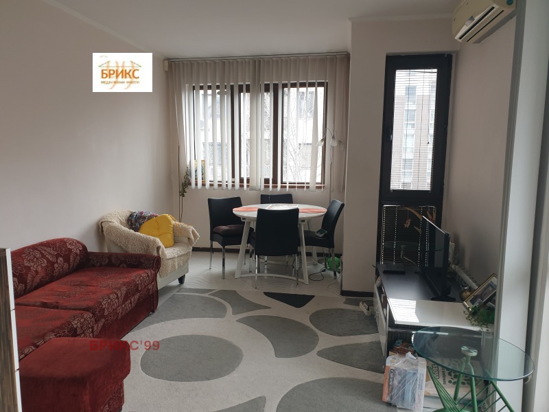 Продава 2-СТАЕН, гр. София, Гео Милев