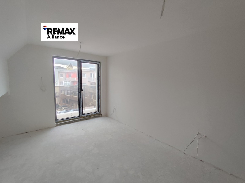 Продава МЕЗОНЕТ, гр. Перник, Център, снимка 7 - Апартаменти - 52352943