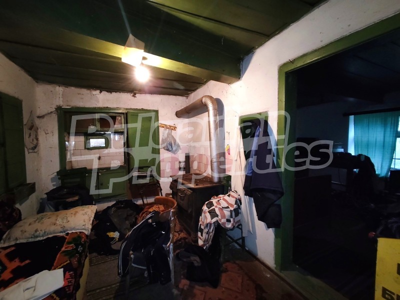 Продава КЪЩА, с. Александрово, област Ловеч, снимка 10 - Къщи - 52716303