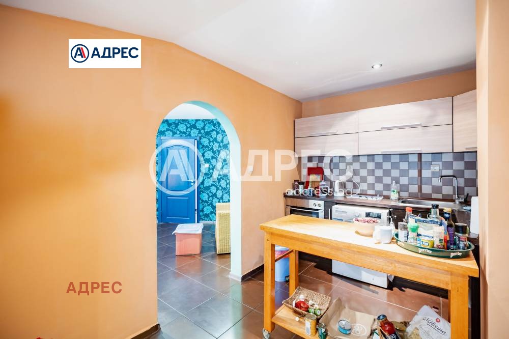 Продава 3-СТАЕН, гр. Варна, Погреби