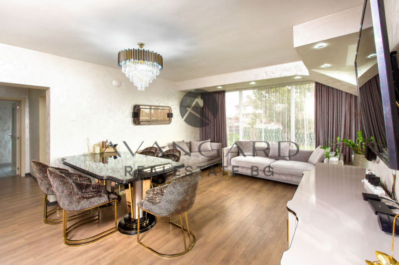 Продава КЪЩА в област Пловдив, с. Оризари - 866 кв.м / 228 999 € » 447 883.11 лв., АВАНГАРД РИЪЛ ЕСТЕЙТ