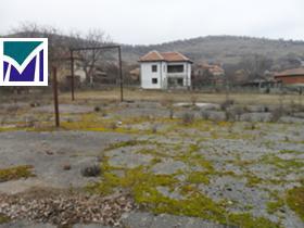 Продажба на имоти в с. Горна Бешовица, област Враца - изображение 2 