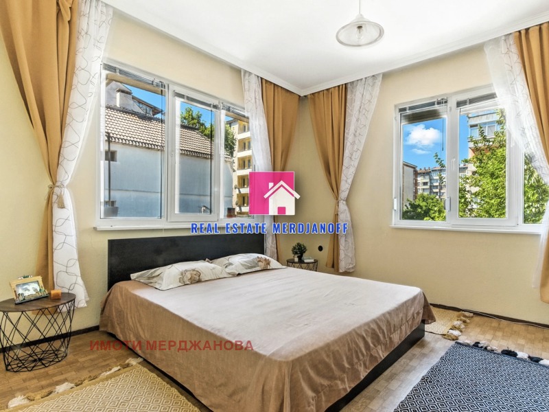 Продава МНОГОСТАЕН, гр. Стара Загора, Център, снимка 5 - Апартаменти - 52829351