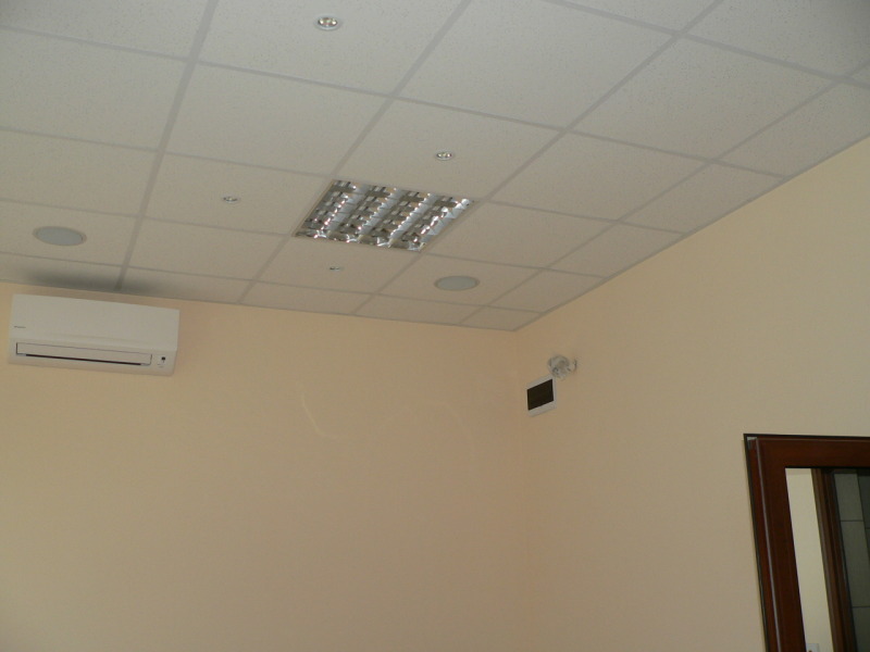 Продава ОФИС, гр. Велико Търново, Бузлуджа, снимка 5 - Офиси - 52779032