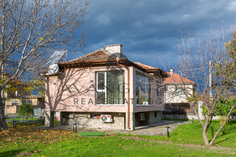 Продава КЪЩА, с. Оризари, област Пловдив, снимка 17 - Къщи - 53378078