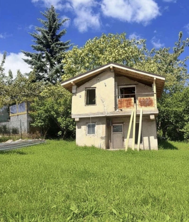 Продава ВИЛА, гр. София, с. Желява