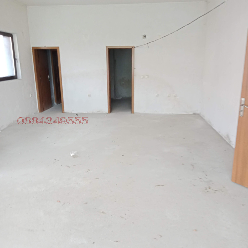 Продава МАГАЗИН, гр. Чепеларе, област Смолян