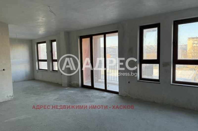 Продава МНОГОСТАЕН в град Хасково, Център - 163 кв.м / 163 000 € » 318 800.29 лв., АДРЕС НЕДВИЖИМИ ИМОТИ - ХАСКОВО