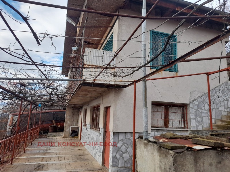 Продава КЪЩА в област Габрово, с. Рязковци - 60 кв.м / 46 400 € » 90 750.51 лв., ДАНИ КОНСУЛТ-НИ ЕООД