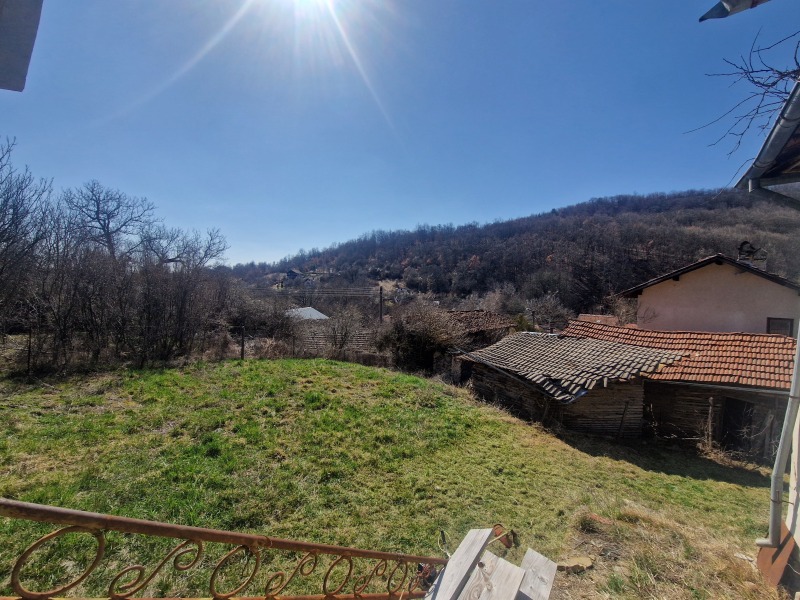 Продава ВИЛА в област Перник, с. Ръжавец - 40 кв.м / 39 990 € » 78 213.64 лв., АГЕНЦИЯ - АЛЕГРА ТРЕЙД