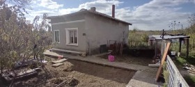 Hus Lomnica, region Dobrich 6