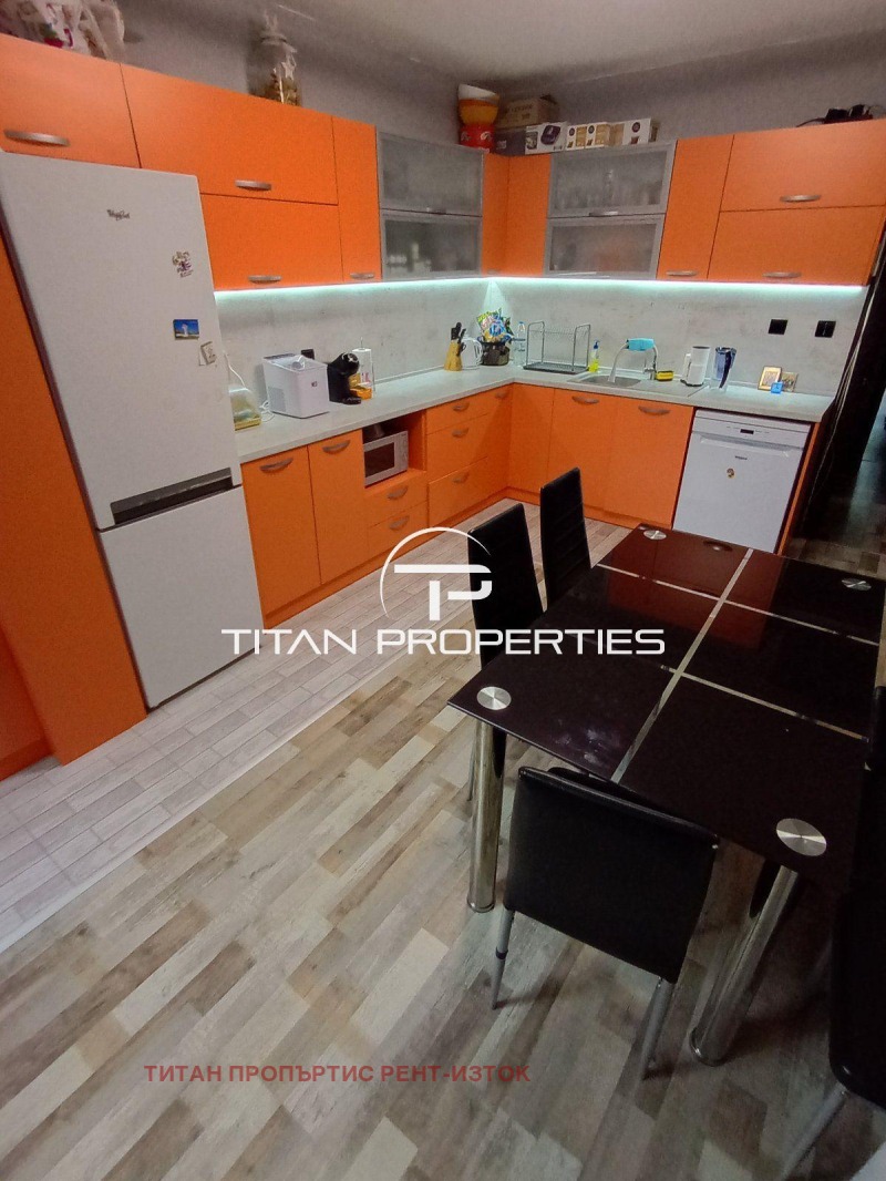 Продава  3-стаен град Бургас , Меден рудник - зона А , 96 кв.м | 26216125 - изображение [2]