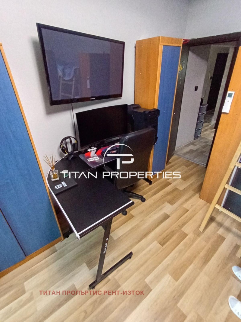 Продава  3-стаен град Бургас , Меден рудник - зона А , 96 кв.м | 26216125 - изображение [8]