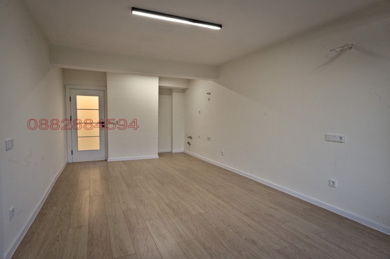 Продава  4-стаен град Варна , Център , 120 кв.м | 28795887 - изображение [16]