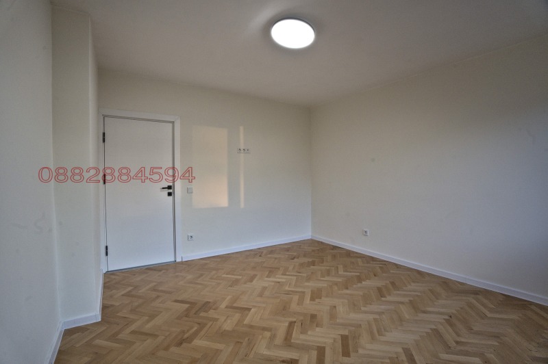 Продава  4-стаен град Варна , Център , 120 кв.м | 28795887 - изображение [5]