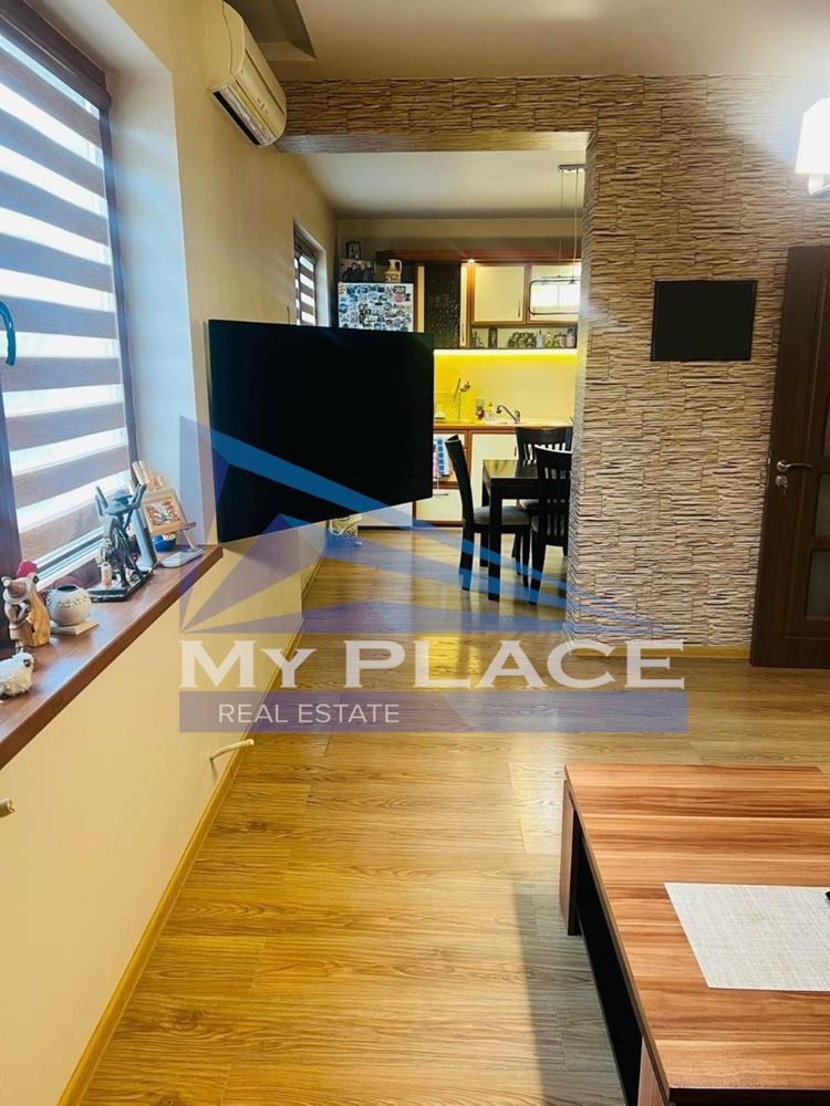 Продава КЪЩА, гр. Шумен, Военно училище, снимка 2 - Къщи - 54024336