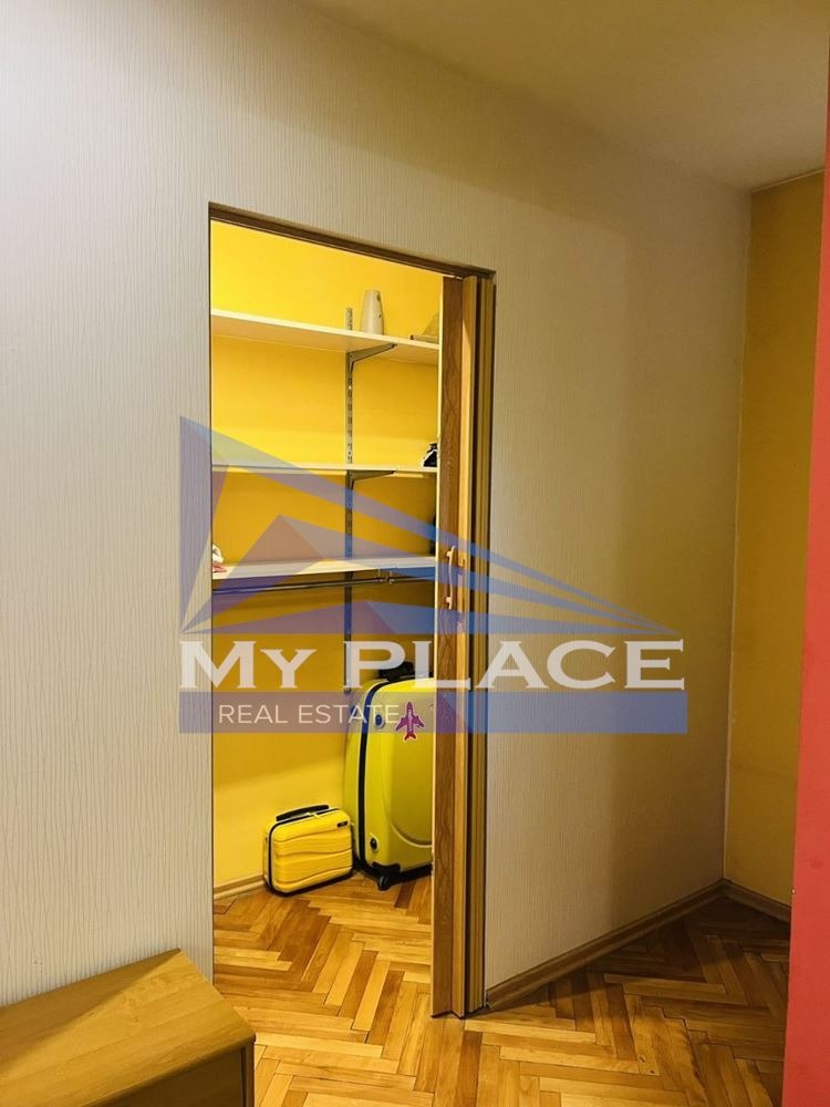 Продава КЪЩА, гр. Шумен, Военно училище, снимка 11 - Къщи - 54024336