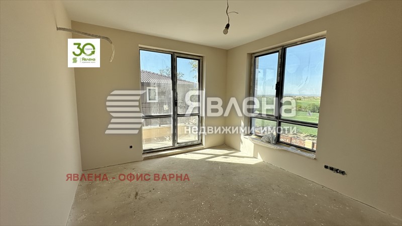 Продава КЪЩА, с. Приселци, област Варна, снимка 7 - Къщи - 55827586