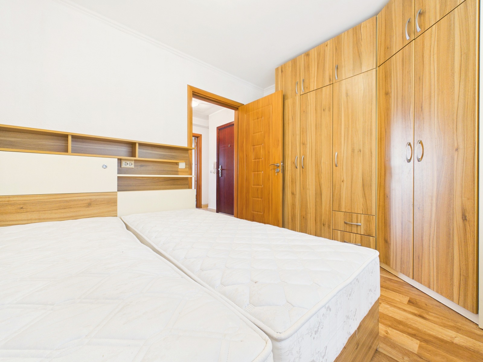 Продава 2-СТАЕН, гр. Балчик, област Добрич, снимка 3 - Апартаменти - 55747436