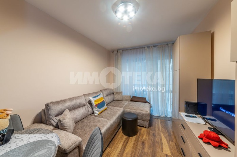 Продава  2-стаен град Варна , Зимно кино Тракия , 48 кв.м | 85681935 - изображение [3]