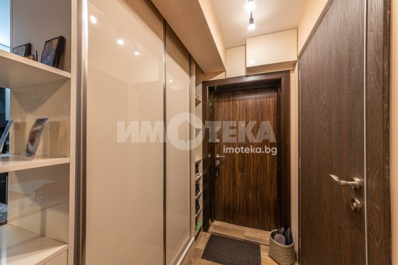 Продава 2-СТАЕН, гр. Варна, Зимно кино Тракия, снимка 7 - Aпартаменти - 48959633