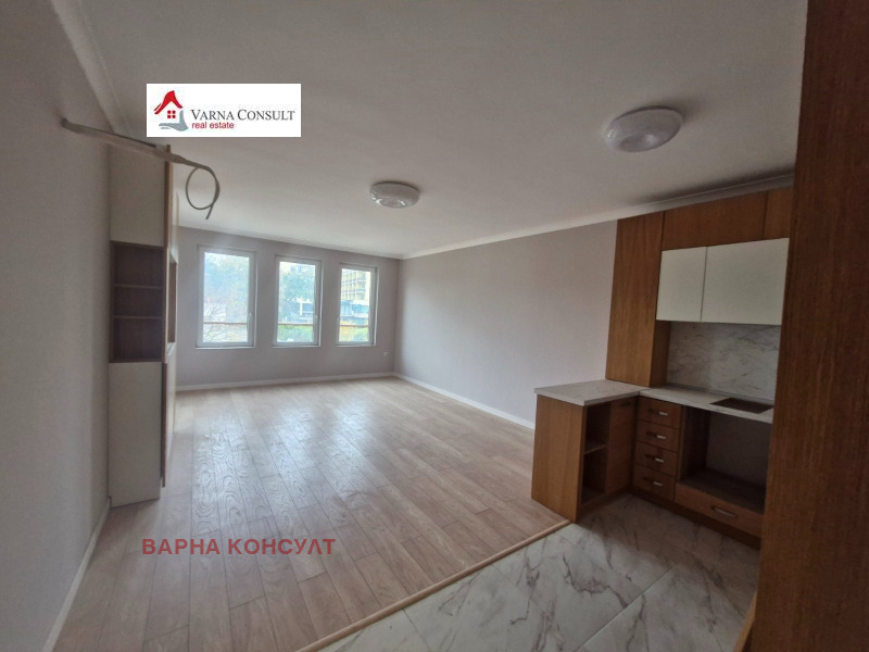 In vendita  2 camere da letto Varna , k.k. Sv.Sv. Konstantin i Elena , 114 mq | 89512777 - Immagine [3]