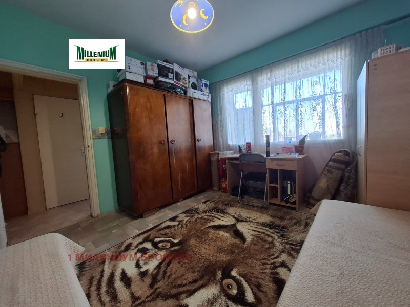 Eladó  2 hálószobás Plovdiv , Vastanicseski , 66 négyzetméter | 77712391 - kép [9]