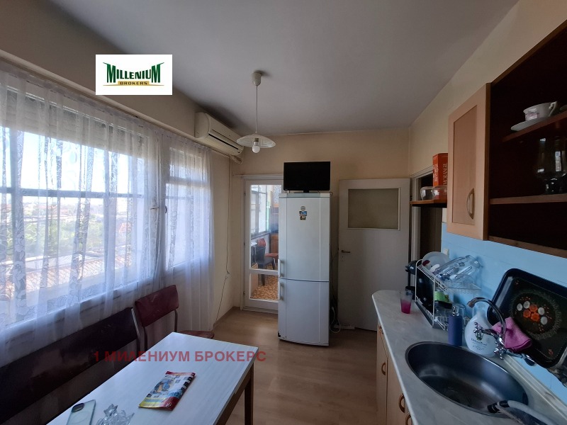 Eladó  2 hálószobás Plovdiv , Vastanicseski , 66 négyzetméter | 77712391 - kép [3]