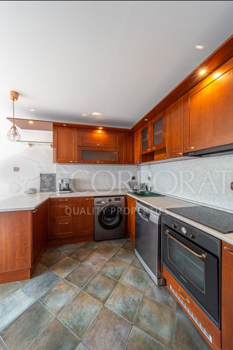 Продава 3-СТАЕН, гр. София, Център, снимка 6 - Апартаменти - 54713640