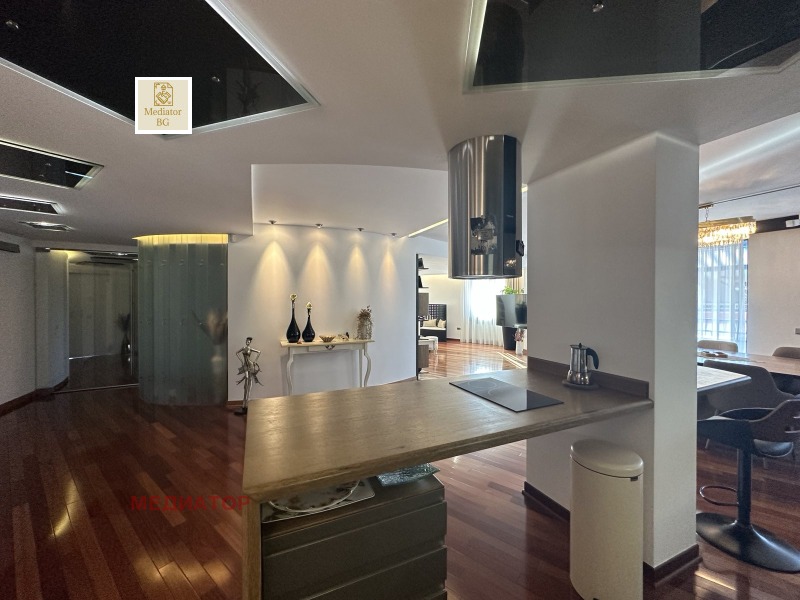 Продава  Многостаен град София , Лозенец , 275 кв.м | 93735814 - изображение [2]